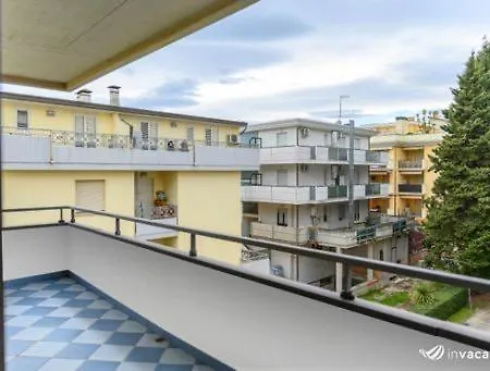 Open Space Asya - Invacanza Διαμέρισμα Alba Adriatica